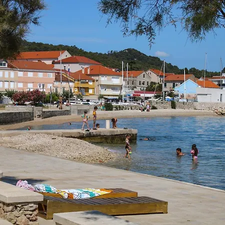 Apartament Jakil