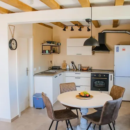 Jakil Apartamento Preko